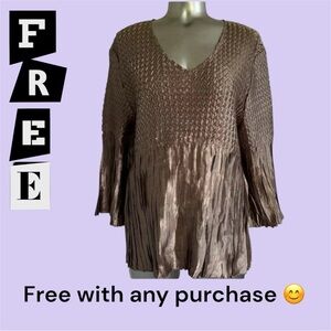 FREE ✅💎Vintage  Loren D. Satin Blouse